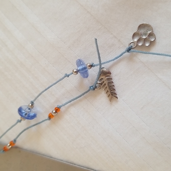 Sacchi House is not a Home Without a Cat Bookmark Beaded Charms - Picture 4 of 5
